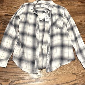 Brand new with tags! Rails Hunter Sterling White button down— designed in LA